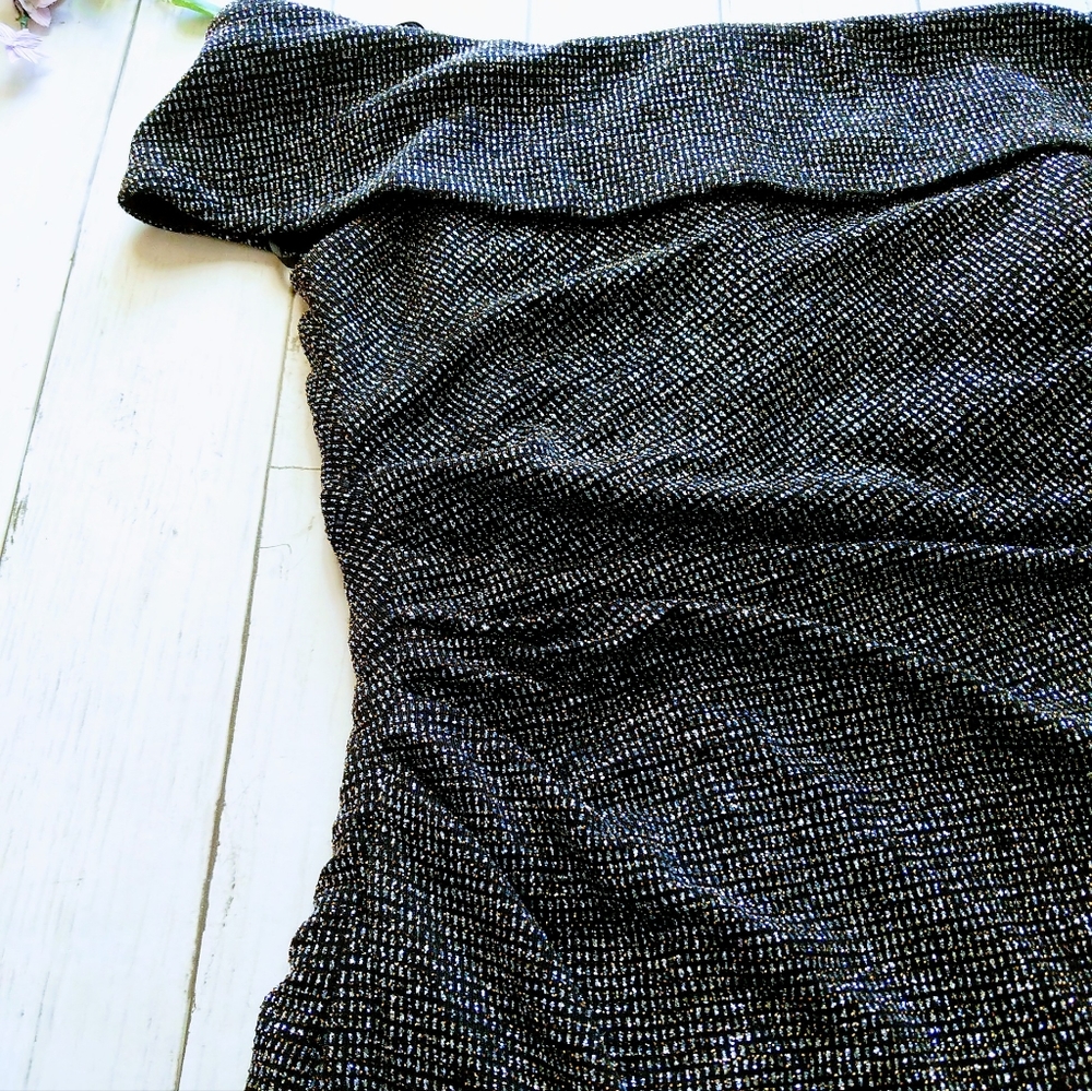 Xscape Evenings Women Metallic Sparkle Gown SIZE 4 Off The Shoulder Black - Picture 8 of 12
